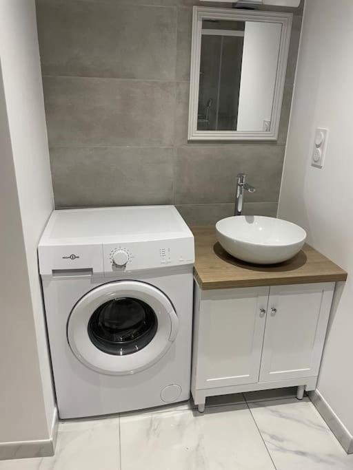 Ferienwohnung La Nuit Etoilee Rocroi Exterior foto